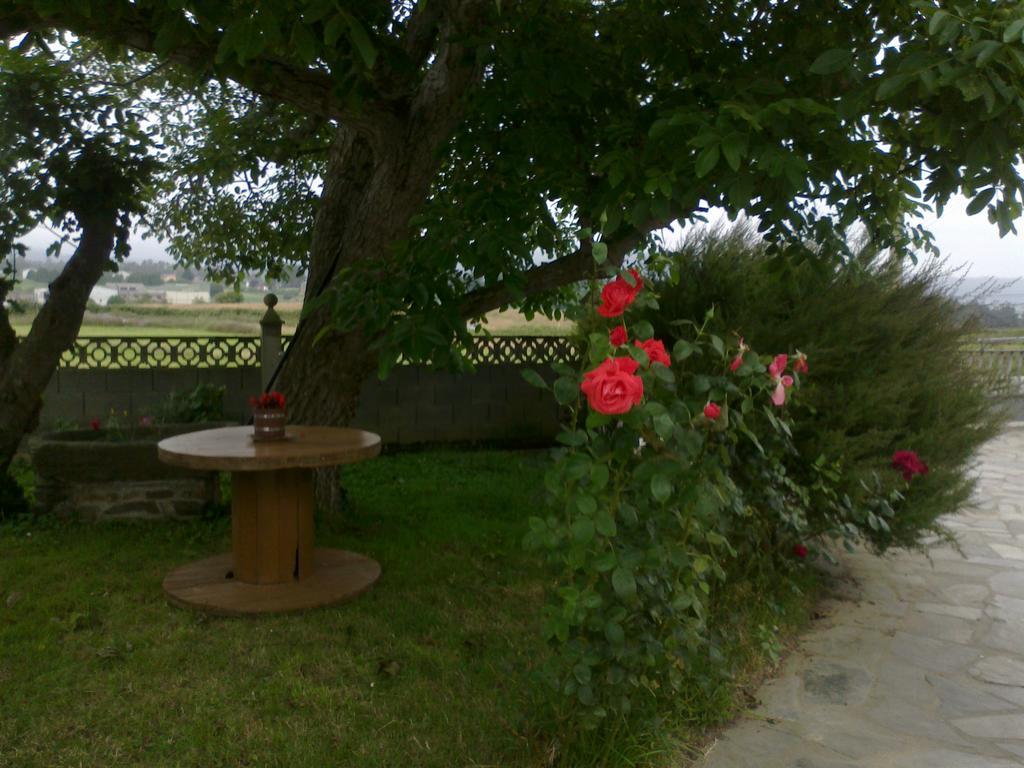 Apartamentos Rurales El Ferreiron Castropol Exteriör bild