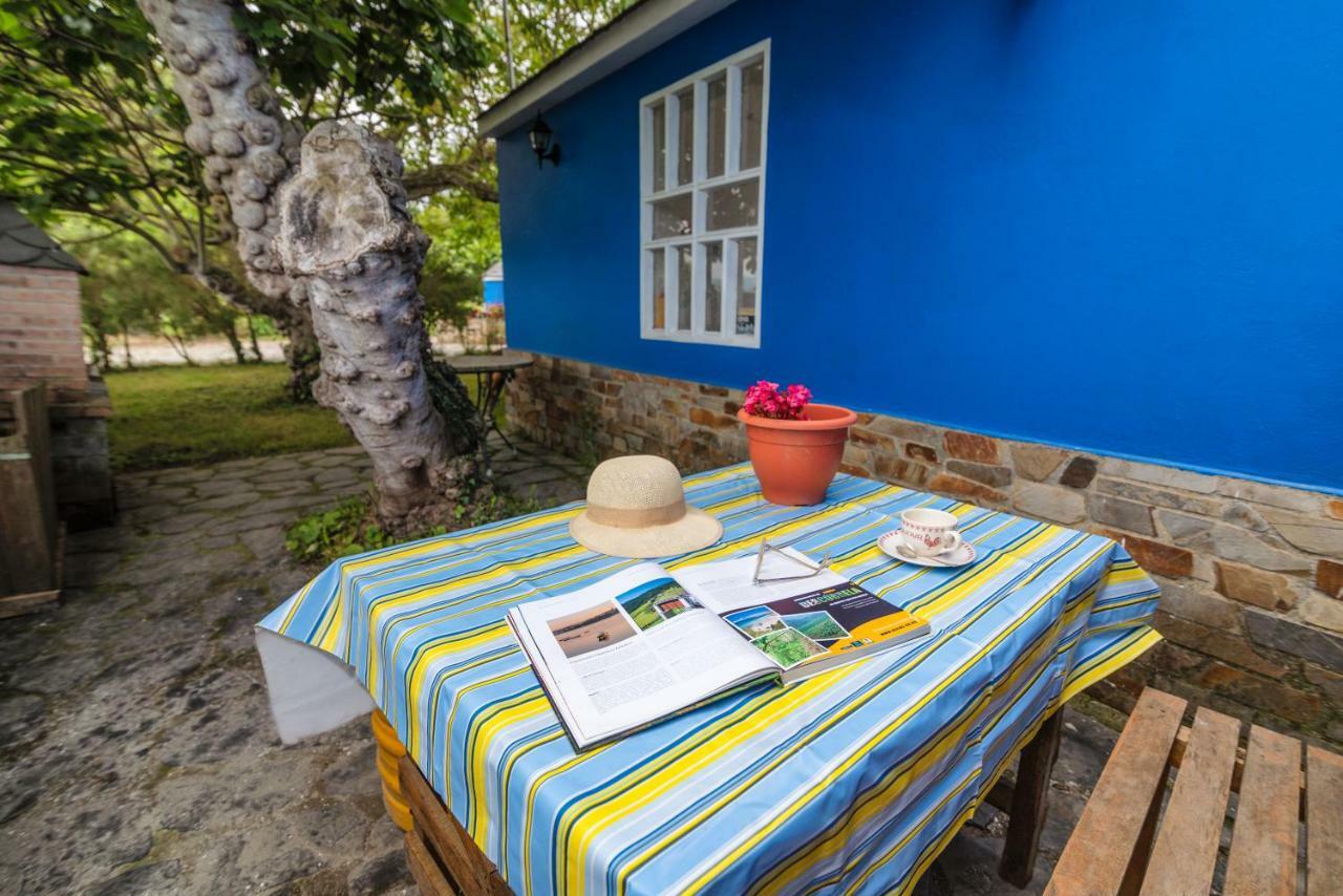 Apartamentos Rurales El Ferreiron Castropol Exteriör bild