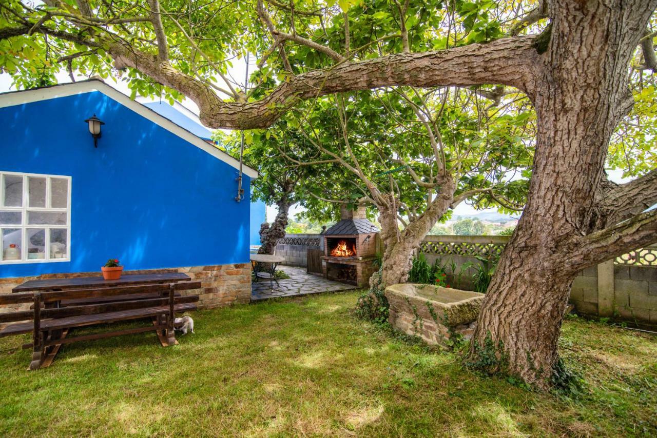 Apartamentos Rurales El Ferreiron Castropol Exteriör bild