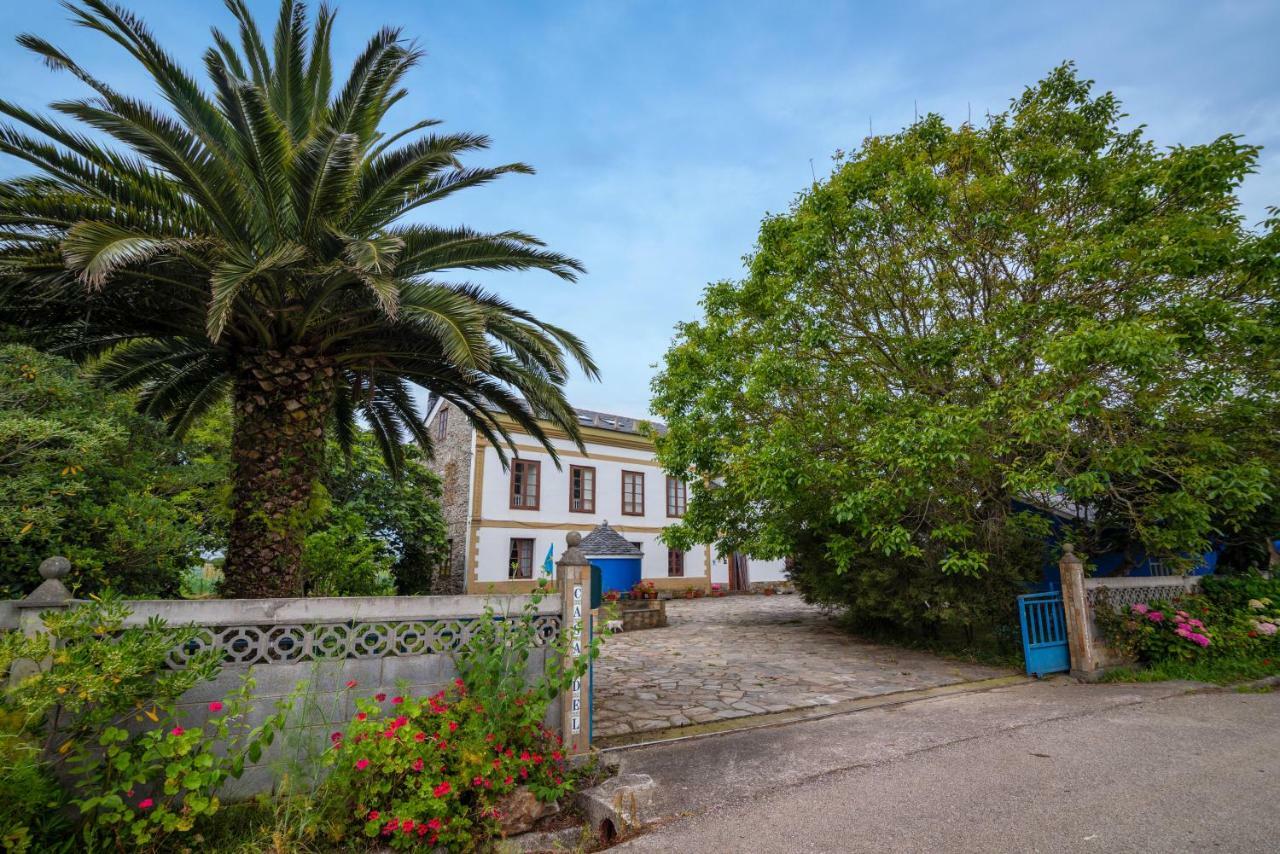 Apartamentos Rurales El Ferreiron Castropol Exteriör bild