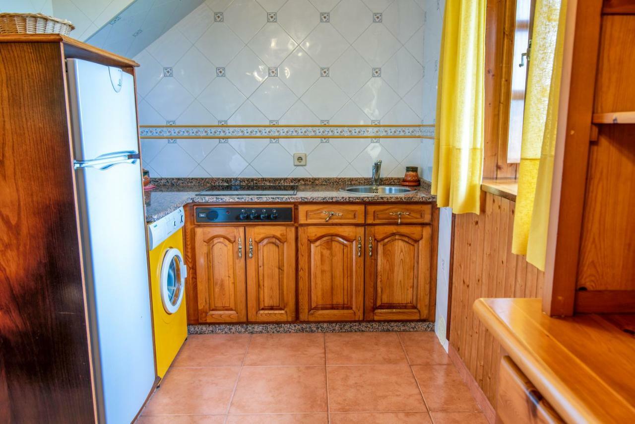 Apartamentos Rurales El Ferreiron Castropol Exteriör bild